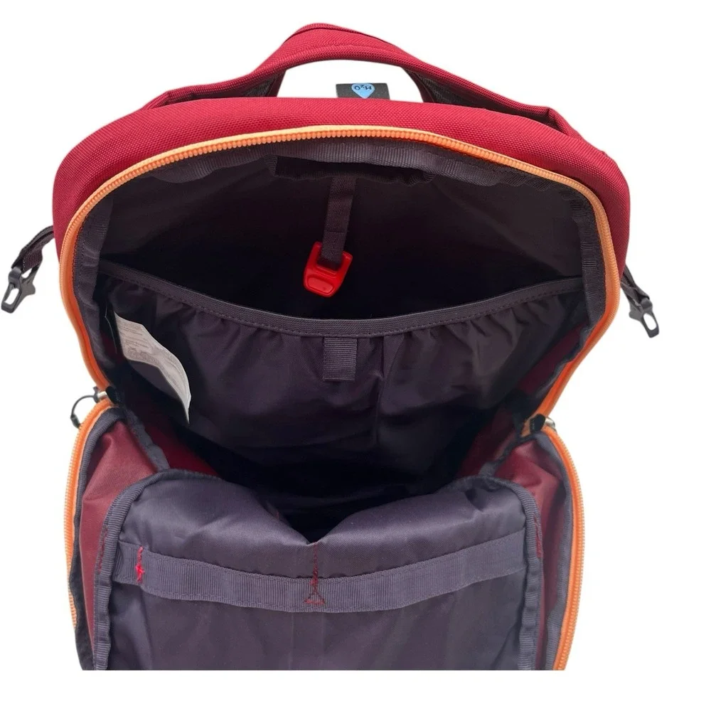Osprey Womens Daylite 13 L Backpack Liquify Print-Kakio Burgundy Fits 14